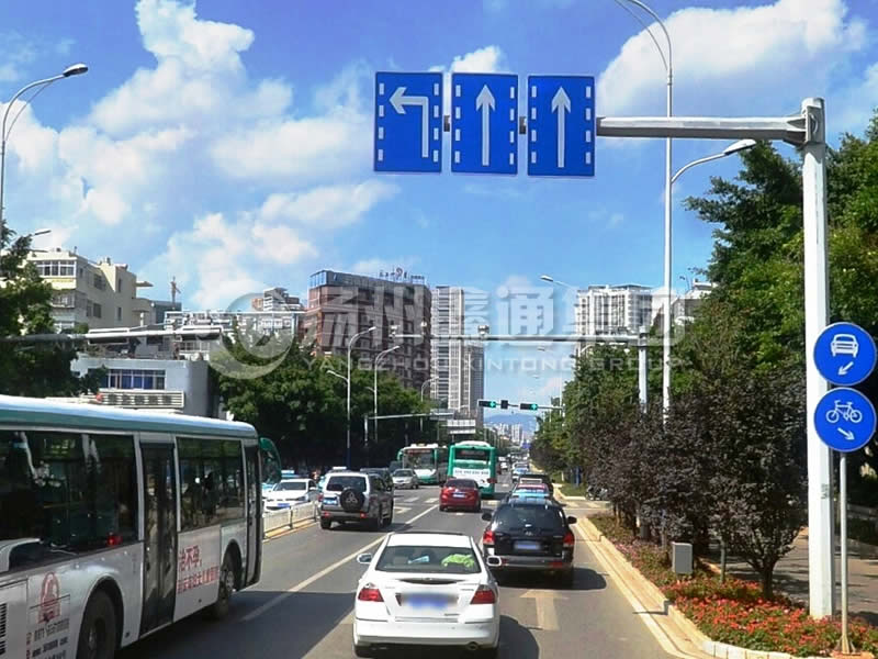 BZG-007，交通標(biāo)志桿，分道標(biāo)志桿